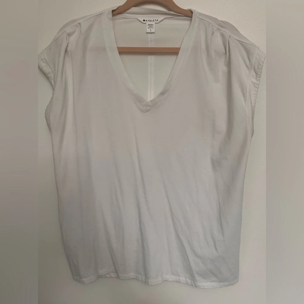 Athleta Outbound Twist Tee Shirt Top - Picture 2 of 4